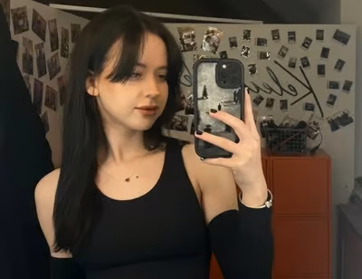 Bella verified OnlyFans creator 2026 profile photo